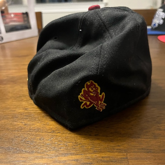 NCAA Arizona State Sun Devils 7 1/4 fitted hat. Black and maroon color. - Picture 6 of 6